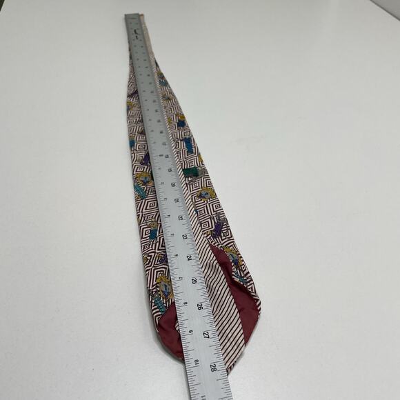 Accents Isaac Zelcer 100% Silk Necktie Tie Golfer Golf Balls Clubs Bags Novelty - Picture 8 of 8